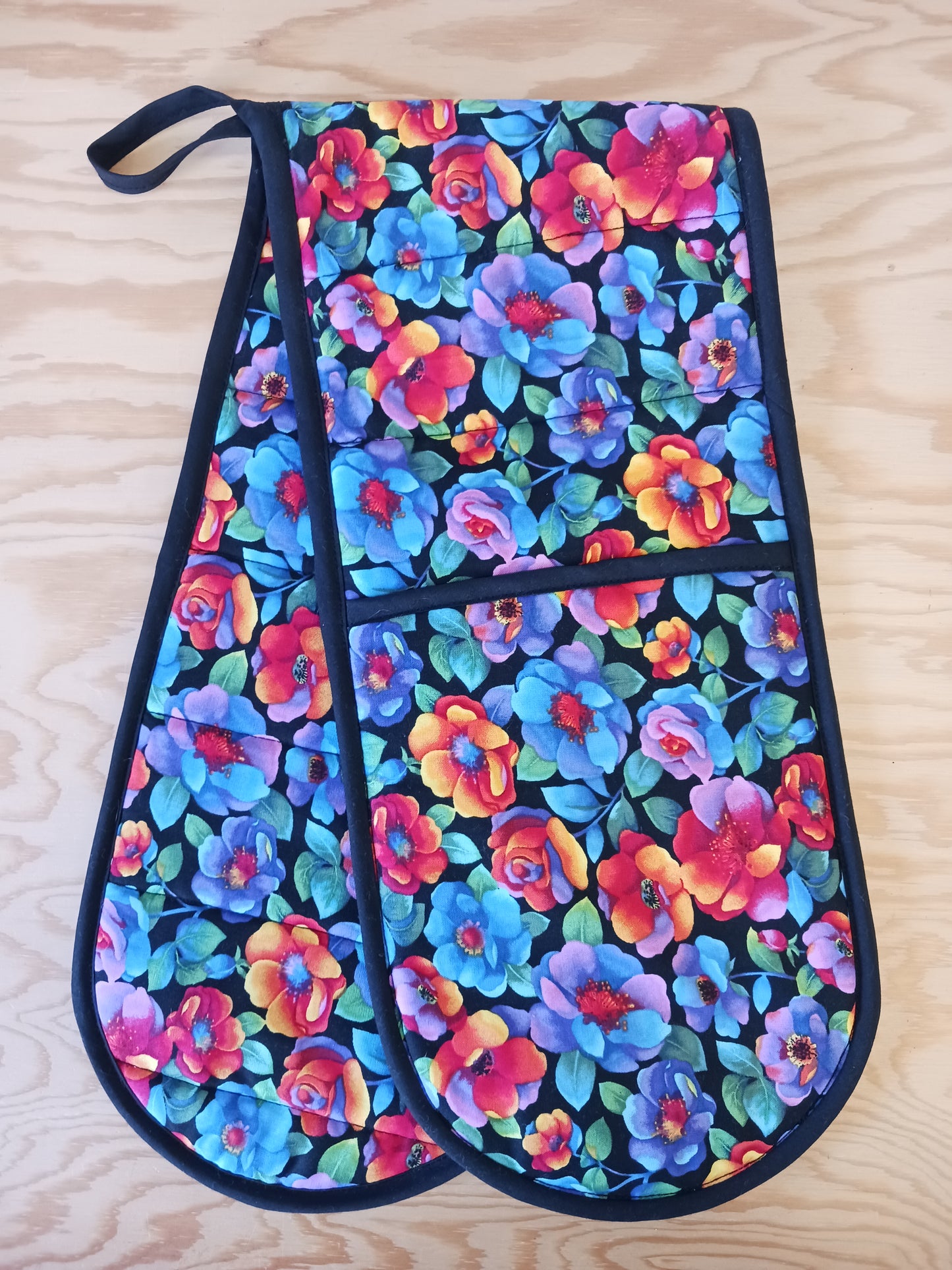 Double Oven Mitt